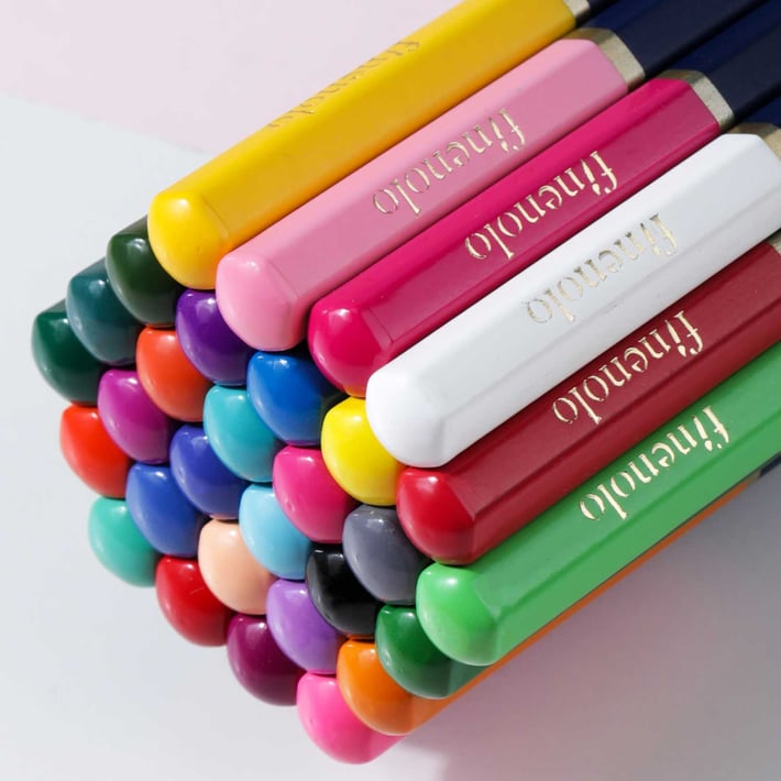 Deli Цветни моливи Finenolo, 24 цвята, в метална кутия