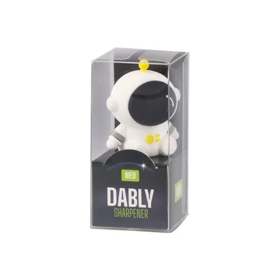 Sazio Dably Sharpener, astronaut