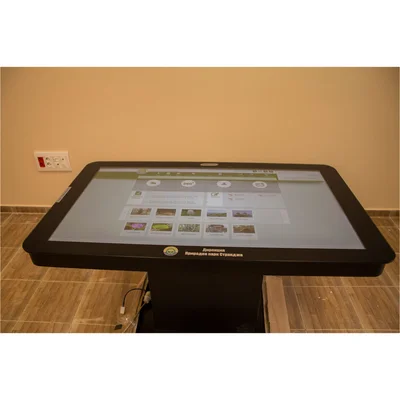 INFODART T435 TABLE INTERACTIVE