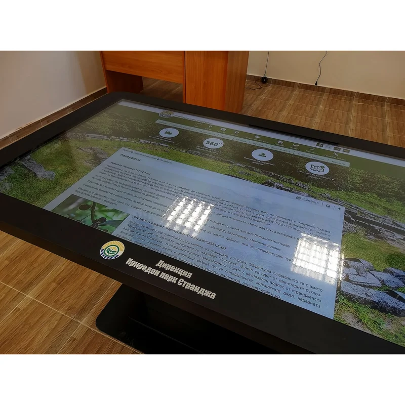 INFODART T435 TABLE INTERACTIVE