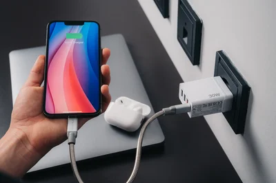 Адаптер Verbatim, 4 порта 3хUSB Type-A, 1xUSB Type-C, 30 W