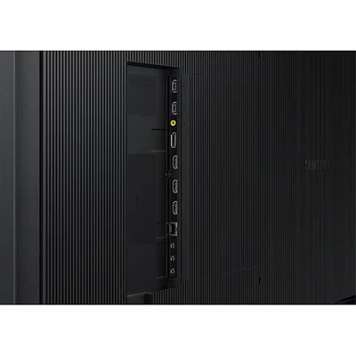 Professional display Samsung QH43C, 43'', Ultra HD, VA, 24/7, 8 ms, 700 cd/m2, 3840 x 2160, 3 HDMI, 2 USB