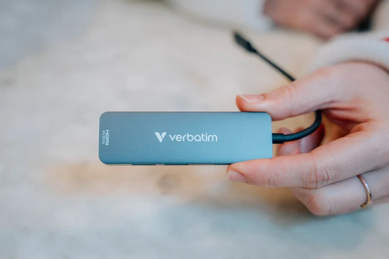 USB Хъб Verbatim Essentials, 4 порта, USB Type-C