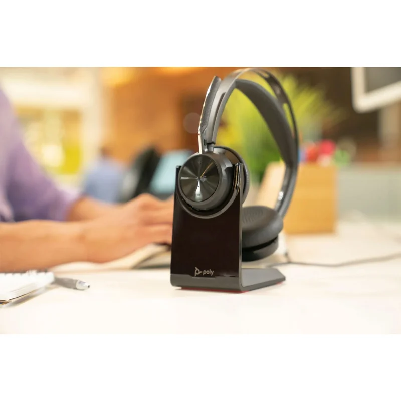 HP P.VOYAGER FOCUS 2 HEADPHONES + STAND/CHARGER MS TEAMS