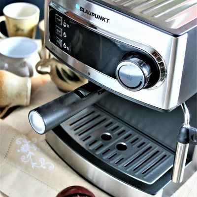 Espresso coffee machine Blaupunkt CMP301, pressure of the pump 15 bar
