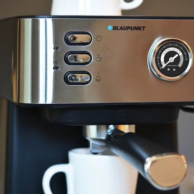 Espresso coffee machine Blaupunkt CMP312, pressure of the pump 15 bar
