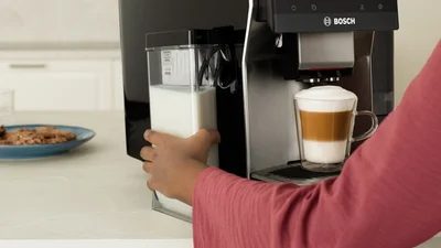 Bosch Fully Automatic Coffee Machine VeroCafe TQE80703, Series 8