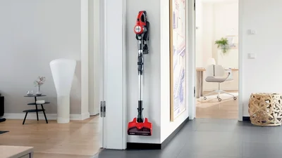 Прахосмукачка Bosch Unlimited 7 ProAnimal BBS711ANM, акумулаторна, червена