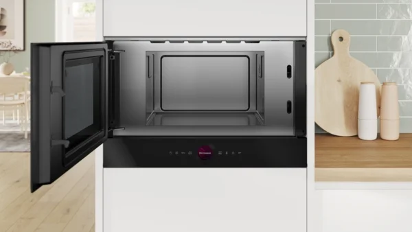 Микровълнова печка Bosch BFL7221B1, за вграждане, серия 8, 1220 W