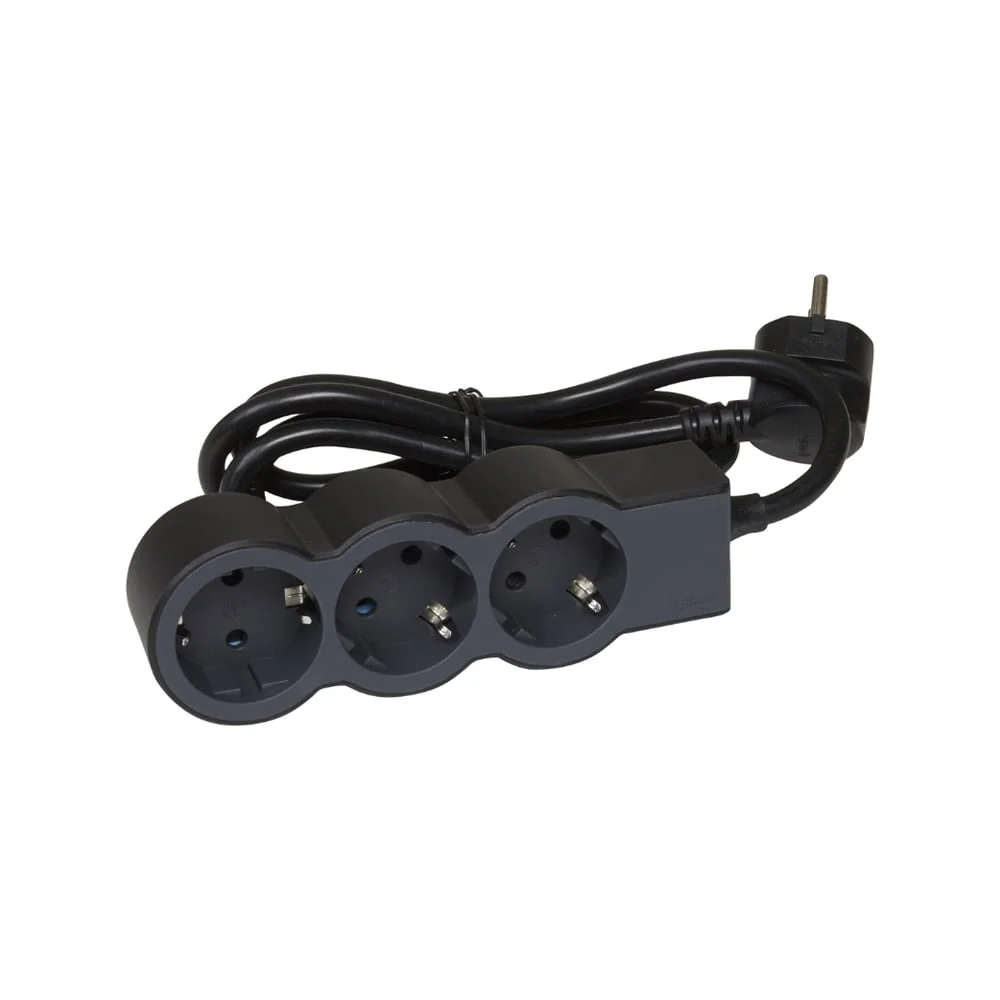 Power strip Legrand Standard, 3 sockets, 1.5 m cable, black