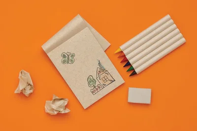 Micki GSR Infinity Coloured Pencils, long-lasting, 6 colours, with notepad and eraser, in box