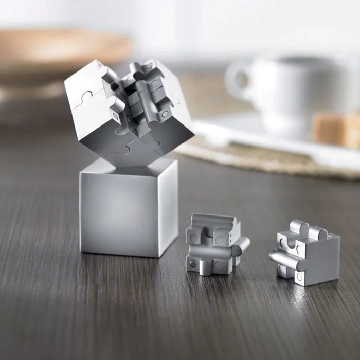 3D Puzzle Kubzle, with magnetic metal parts, 8 x 4 cm