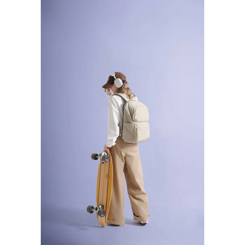 XD Backpack Design Switch, reversible, 16'', 22 L, beige and black