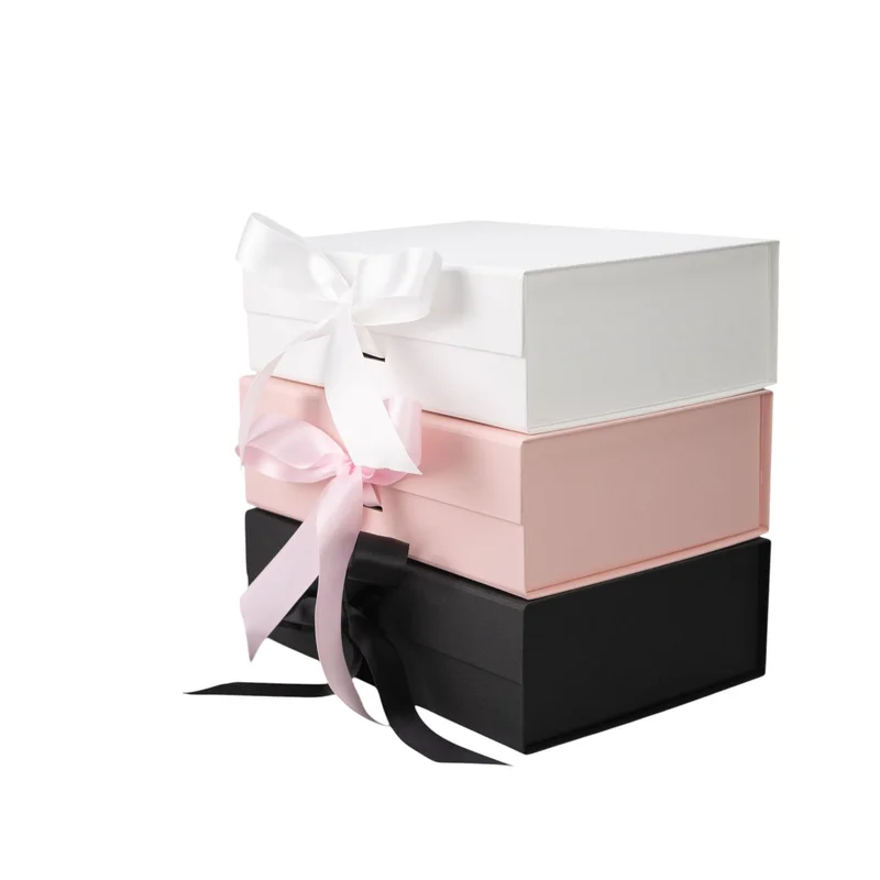 Office 1 Кутия Gift Box, с магнитно затваряне, сгъваема, 26 х 23 х 9.5 cm, бяла