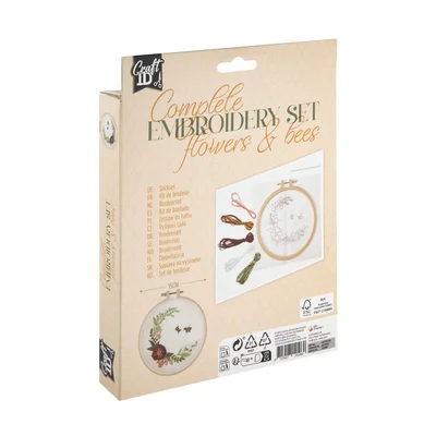 Craft ID Embroidery kit Flowers & Bees, 15.2 cm