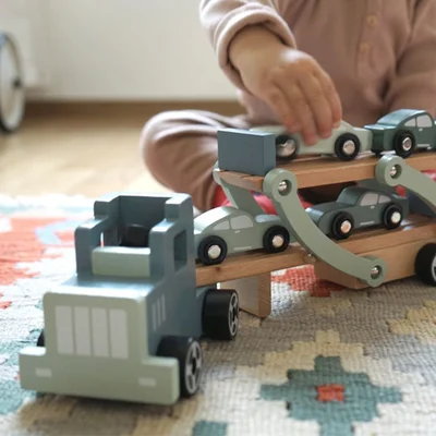 Small Foot Car transporter Chicago, wooden