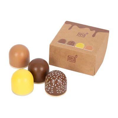 Small Foot Box with chocolate marshmallows, wooden