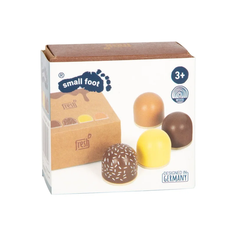 Small Foot Box with chocolate marshmallows, wooden