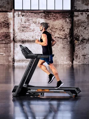 Kettler Alpha Run 400 treadmill, 20 km/ 3.0 hp