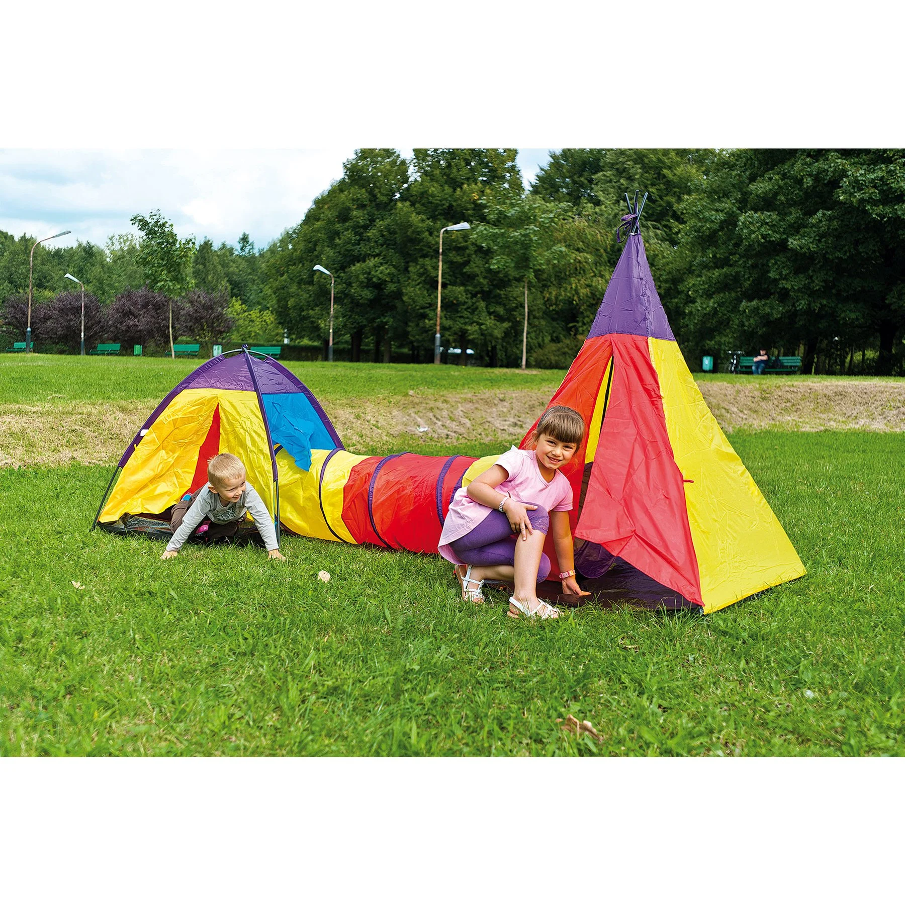 Nowa Szkola Tent Set