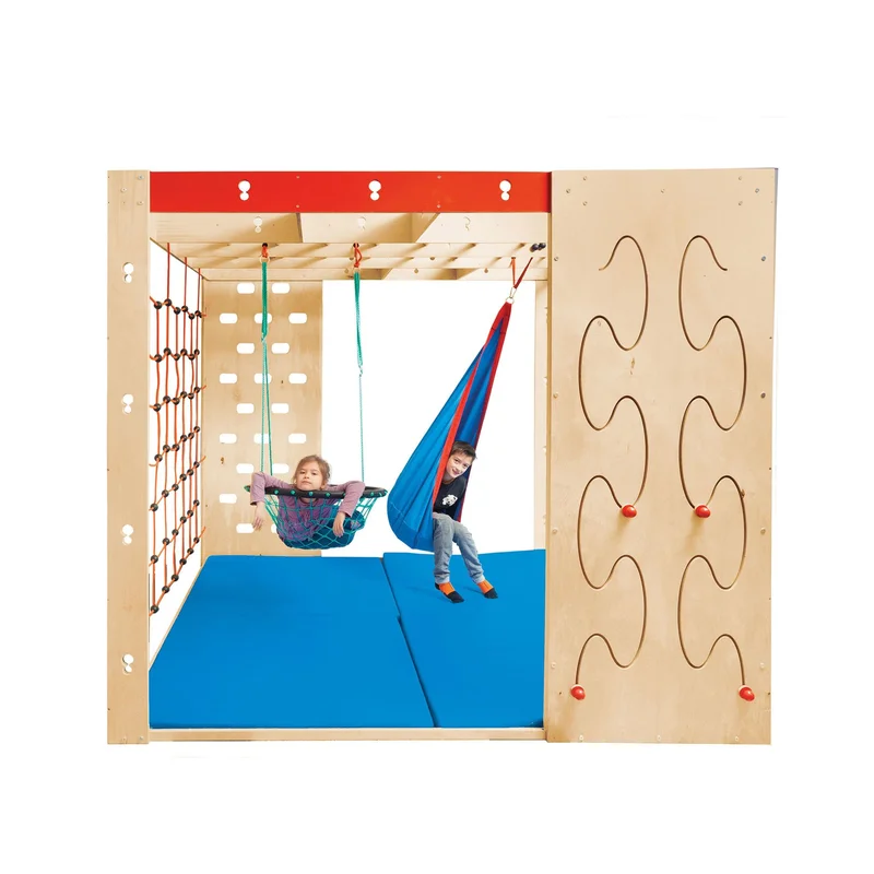 Nowa Szkola Therapy cage, wooden, 250 x 250 x 220 cm
