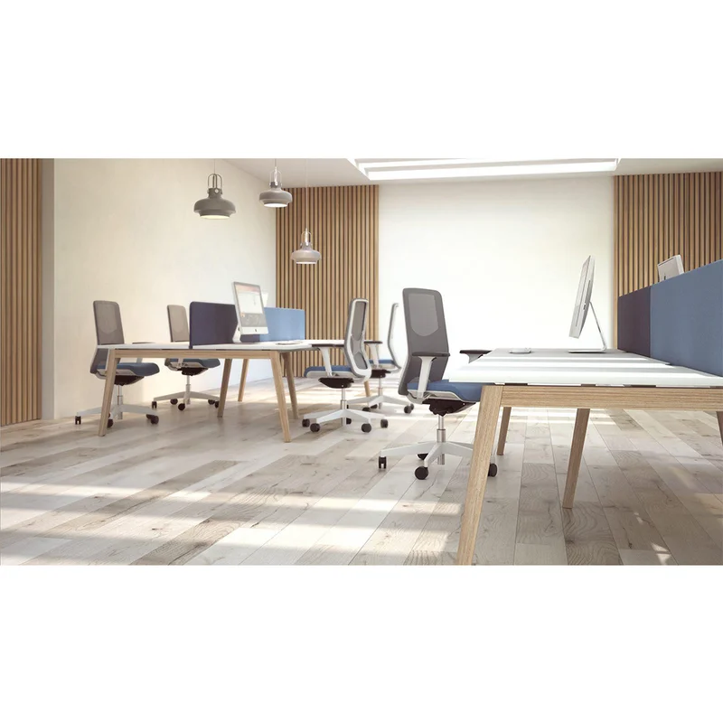 Desk Narbutas Nova Wood, 1400 x 700 x 740 mm, 25 mm particleboard, white melamine, light ash legs