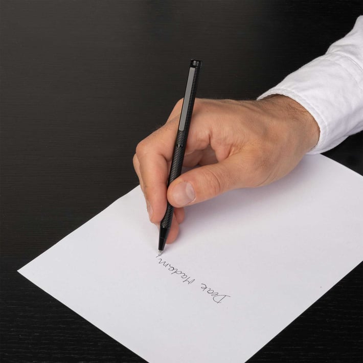 Hugo Boss Химикалка Cloud, в кутия, черна