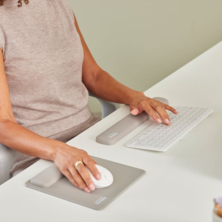 Пад за мишка Fellowes Breyta Hex, 20 x 24 cm, бежов