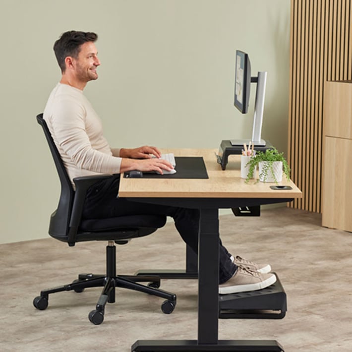 Пад за китка Fellowes Breyta, 6 х 47 cm, черен