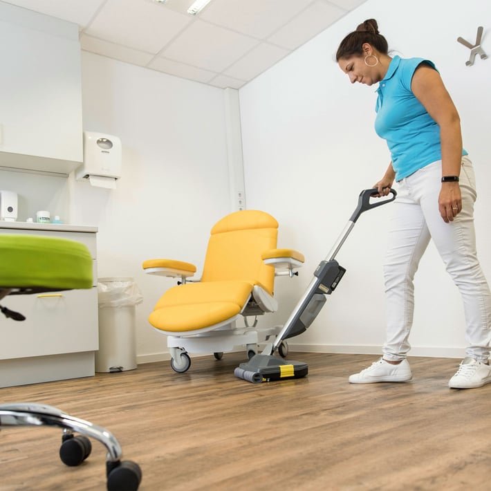 Karcher Floor scrubber Professional BR 30/1 C BP EU