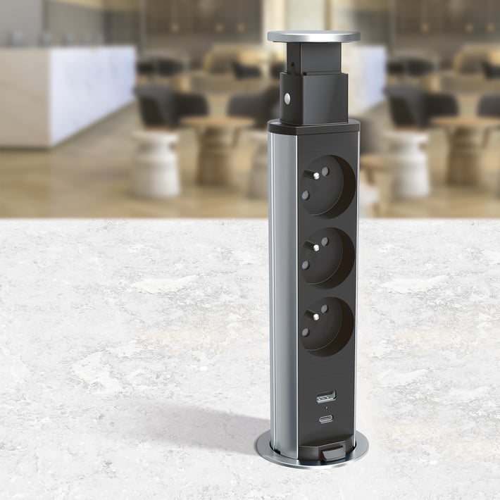 Мебелна колона Legrand Incara Tower 60, 4х2P+E, черна