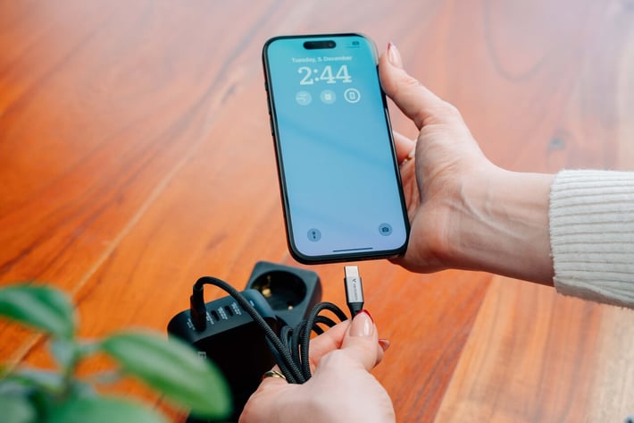 Кабел Verbatim Sync & Charge, USB Type-C към USB Type-C, 100 W, 120 cm, USB Type-A