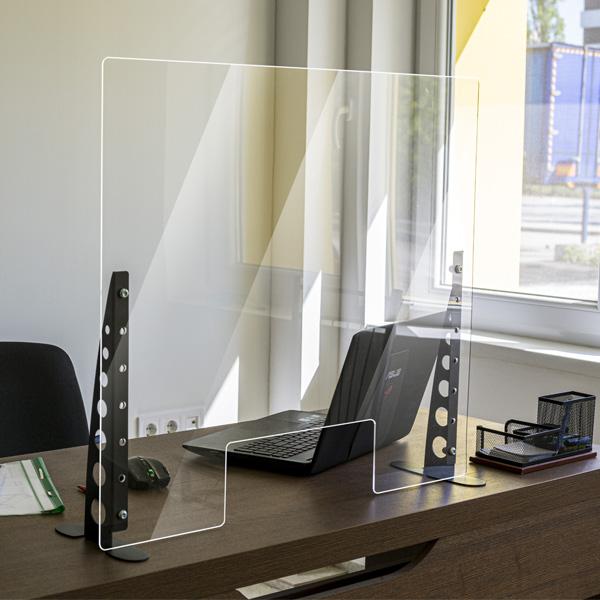 Protective screen, with metal holders, 730 x 650 mm