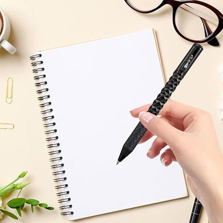 DIAMOND PLASTIC FOLDABLE PEN BLACK