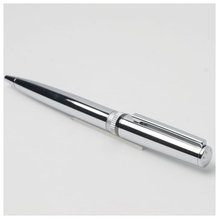 Hugo Boss Химикалка Gear Metal, в кутия, сребриста