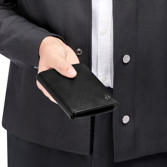 Hugo Boss Портфейл Saffiano, с капак и отделение за монети, черен