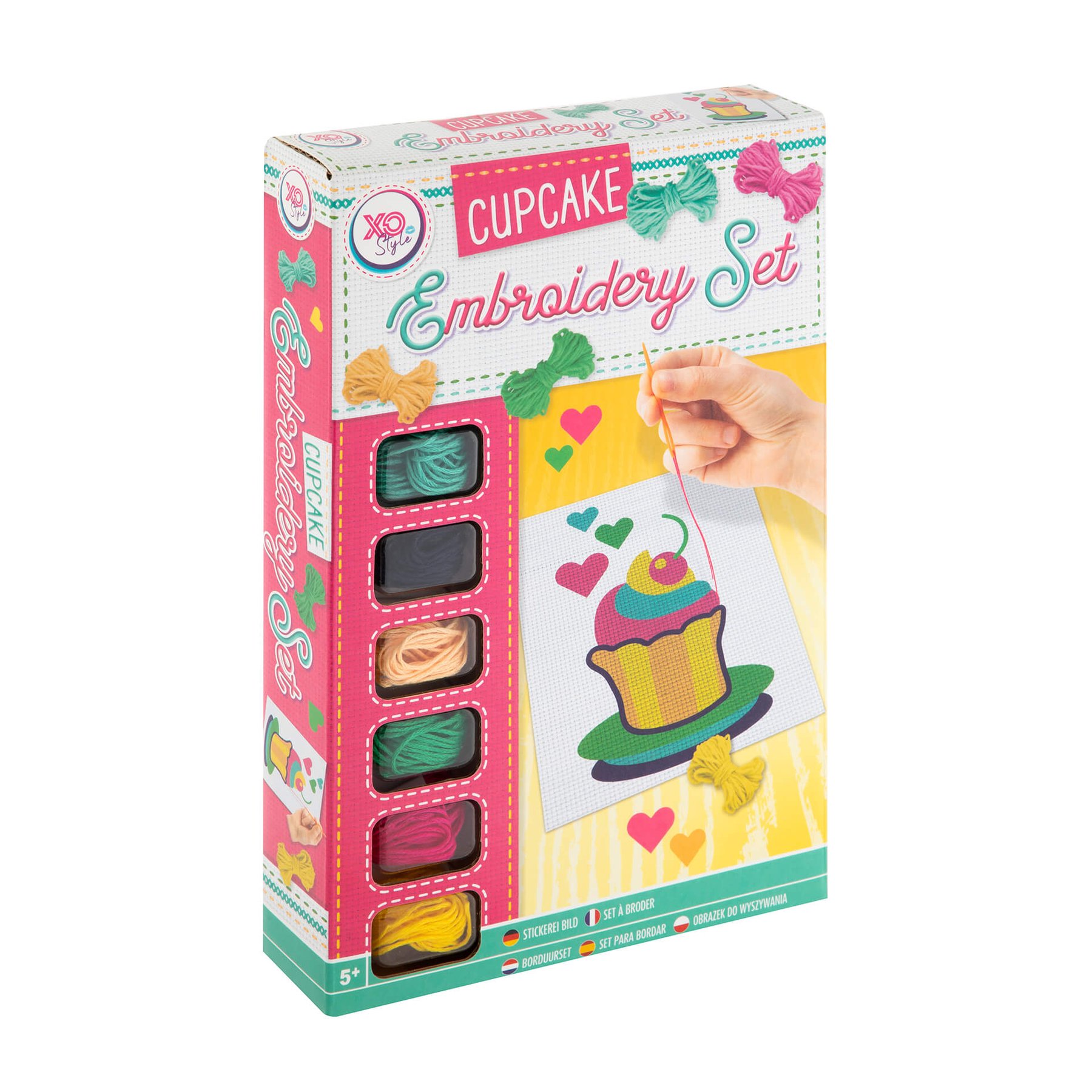 Moxy Embroidery kit Cupcake