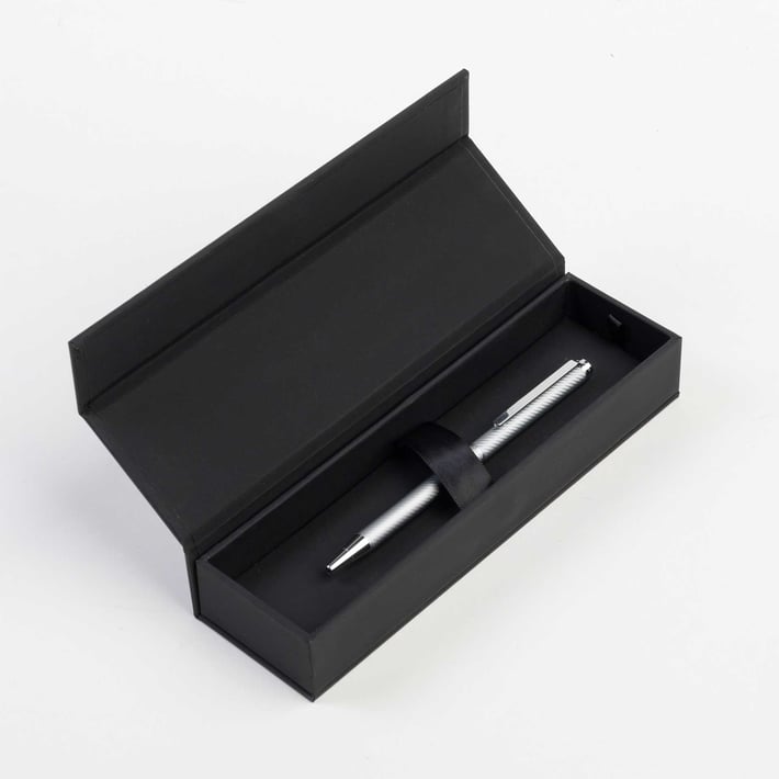 Hugo Boss Химикалка Cloud, в кутия, хром