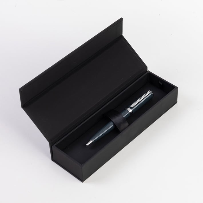 Hugo Boss Химикалка Gear Icon, в кутия, сива