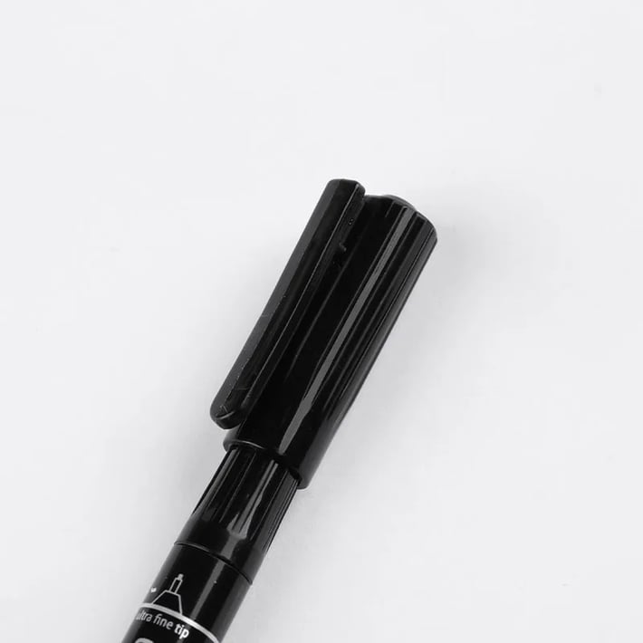 Beifa Перманентен маркер PY900, двоен, 0.5 - 2 mm, черен