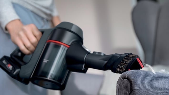 Bosch Прахосмукачка BBS712A, 2 в 1, вертикална, 0.30 L