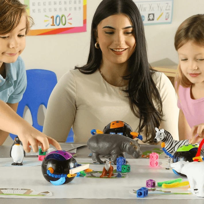 Learning Resources Робот Cooper Stem, образователен комплект за класна стая
