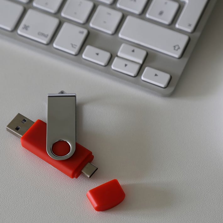 USB флаш памет Swivel, USB 3.0, 16 GB, Type-C OTG, червена