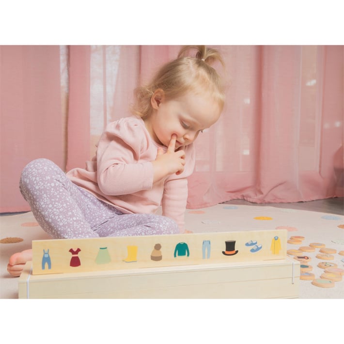 Small Foot Кутия за сортиране Изследовател на света
